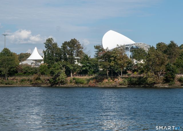 4 Spriteview Avenue, Westport, CT 06880