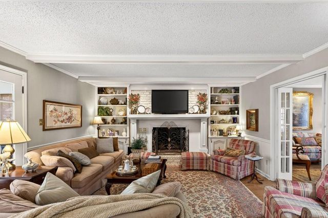 1127 Aurora Court, Dunwoody, GA 30338