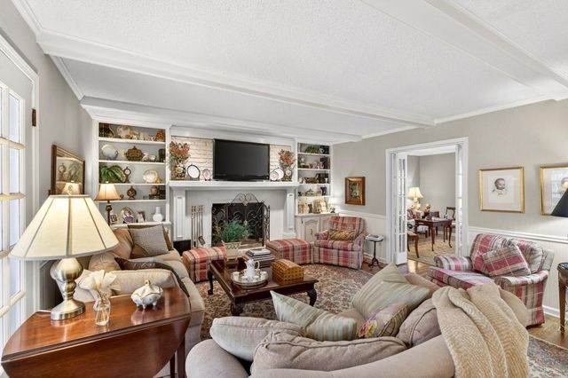 1127 Aurora Court, Dunwoody, GA 30338