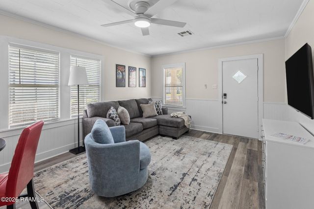 803 Grand Point Highway, Breaux Bridge, LA 70517