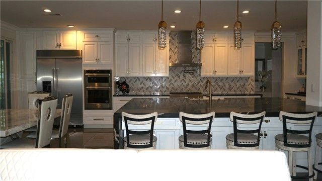 6895 Baroque Ct, San Bernardino, CA 92407