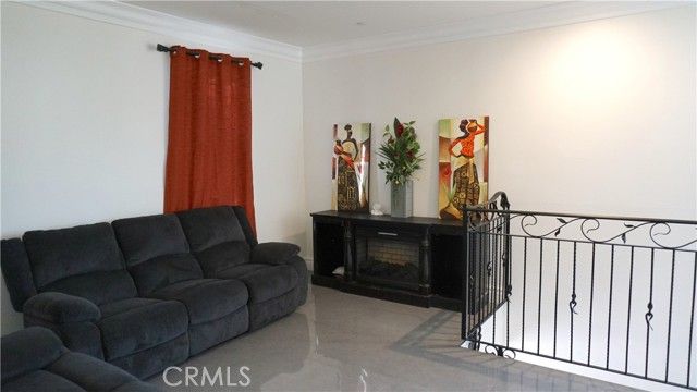 6895 Baroque Ct, San Bernardino, CA 92407