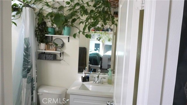 6895 Baroque Ct, San Bernardino, CA 92407