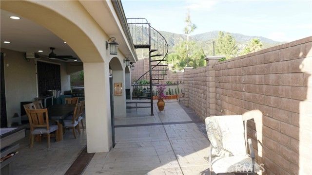 6895 Baroque Ct, San Bernardino, CA 92407