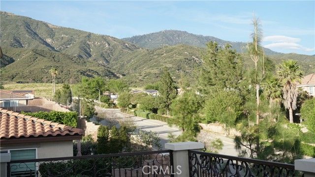 6895 Baroque Ct, San Bernardino, CA 92407