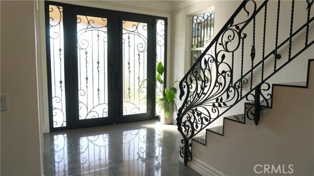 6895 Baroque Ct, San Bernardino, CA 92407