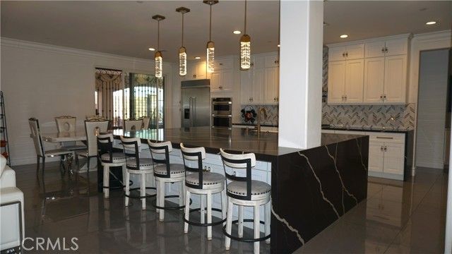 6895 Baroque Ct, San Bernardino, CA 92407