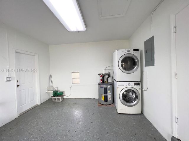 6295 SW 33rd St, Miami, FL 33155