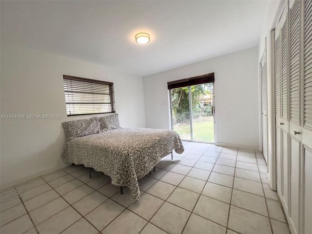 6295 SW 33rd St, Miami, FL 33155