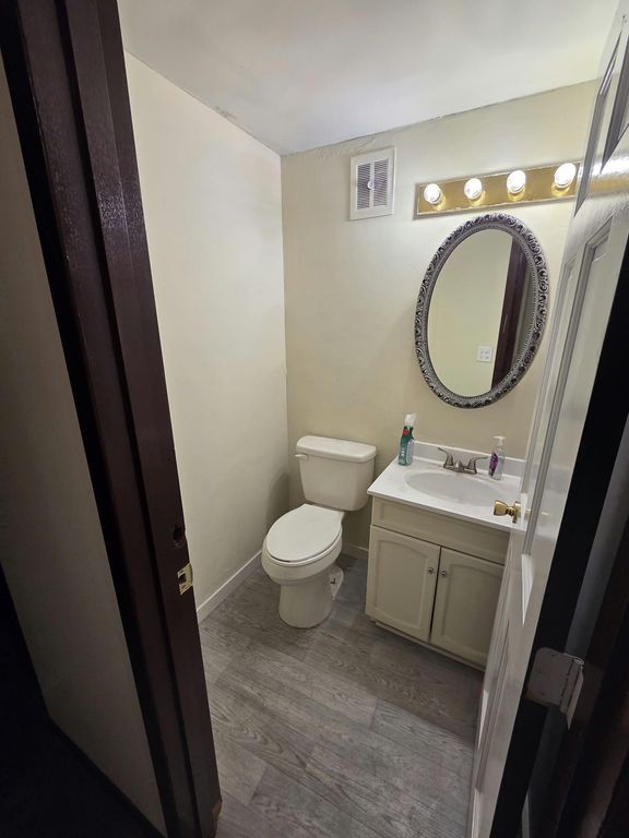 7682 Hampshire Avenue N, Brooklyn Park, MN 55428 — photo 3