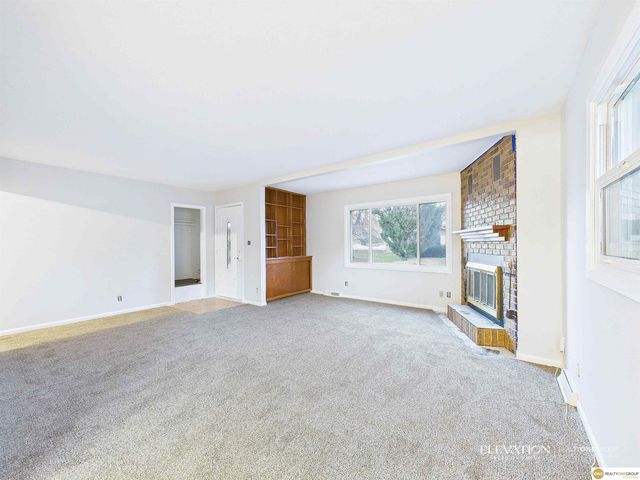 1243 Fairview Drive, Blair, NE 68008