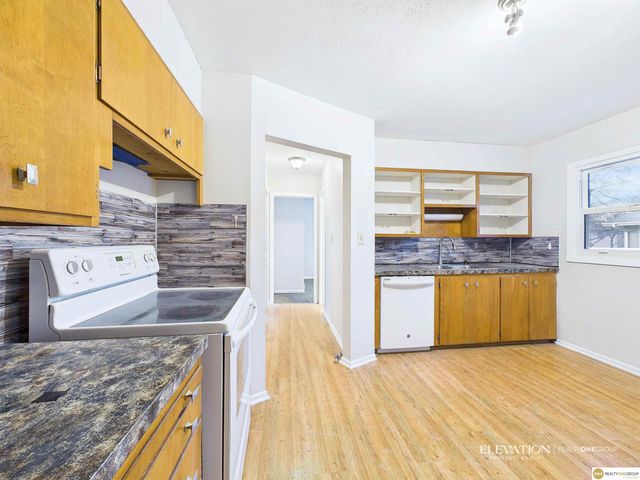 1243 Fairview Drive, Blair, NE 68008