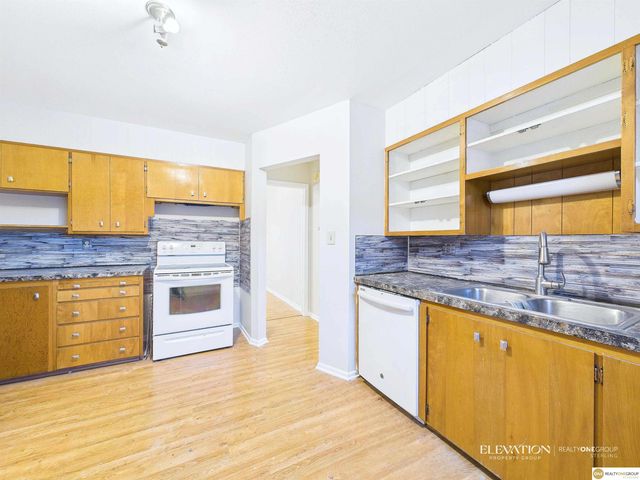 1243 Fairview Drive, Blair, NE 68008