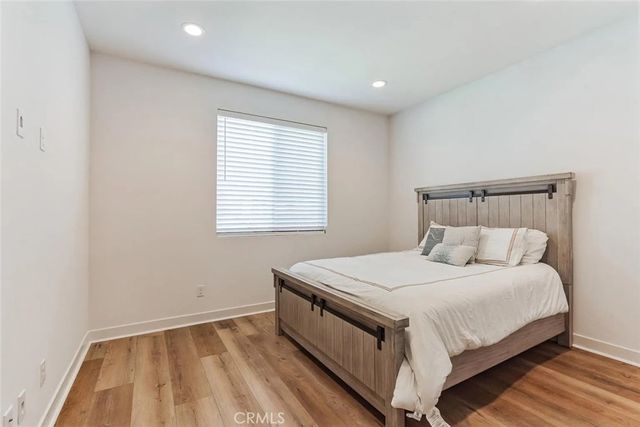 17715 Hillside, Saugus, CA 91350