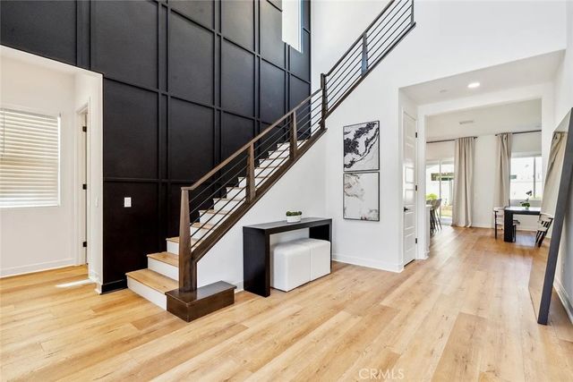 17715 Hillside, Saugus, CA 91350