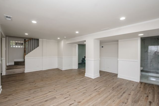 10048 S Saint Lawrence Avenue, Chicago, IL 60628
