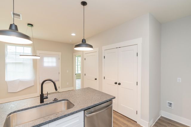 1517 E 49th Street, Chattanooga, TN 37407
