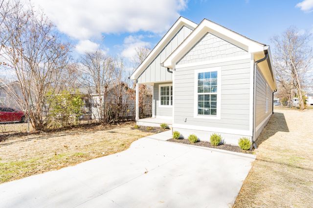 1517 E 49th Street, Chattanooga, TN 37407