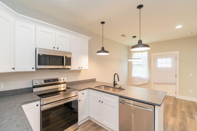 1517 E 49th Street, Chattanooga, TN 37407