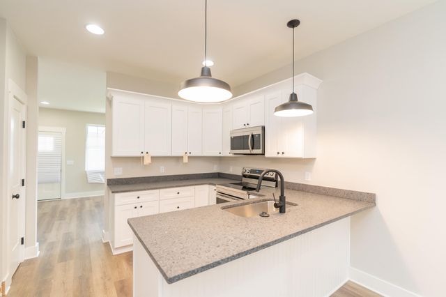 1517 E 49th Street, Chattanooga, TN 37407