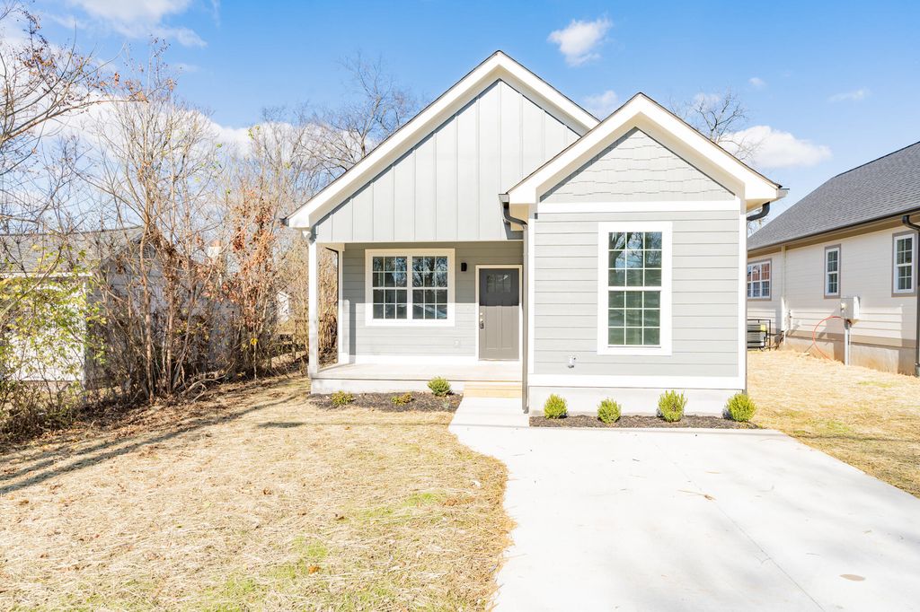 1517 E 49th Street, Chattanooga, TN 37407