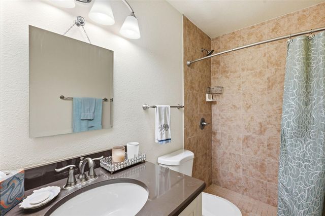 5191 SALMON DRIVE SE B, St Petersburg, FL 33705