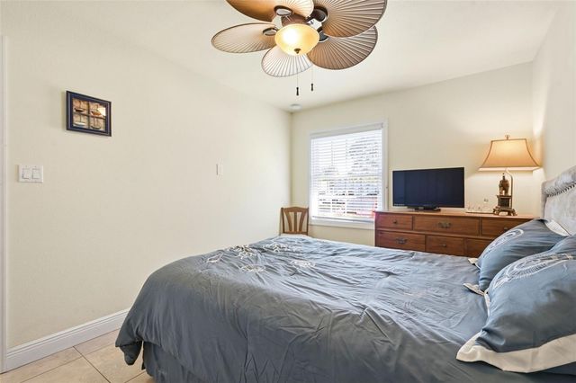 5191 SALMON DRIVE SE B, St Petersburg, FL 33705