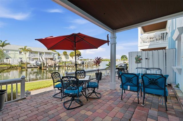 5191 SALMON DRIVE SE B, St Petersburg, FL 33705