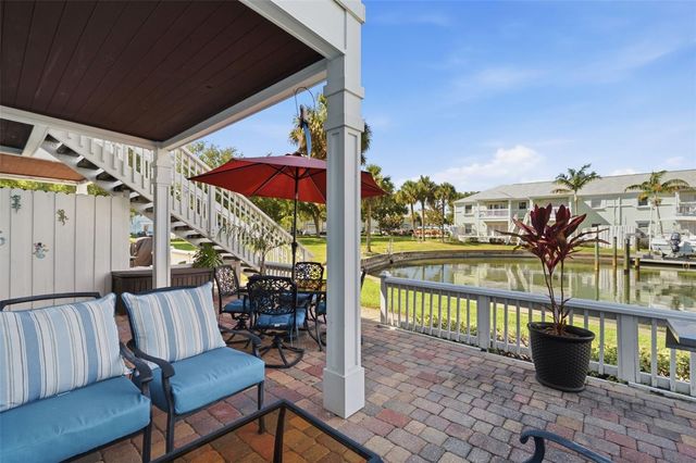 5191 SALMON DRIVE SE B, St Petersburg, FL 33705