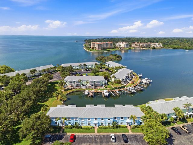 5191 SALMON DRIVE SE B, St Petersburg, FL 33705