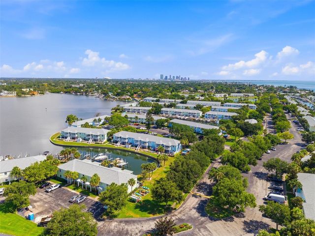 5191 SALMON DRIVE SE B, St Petersburg, FL 33705