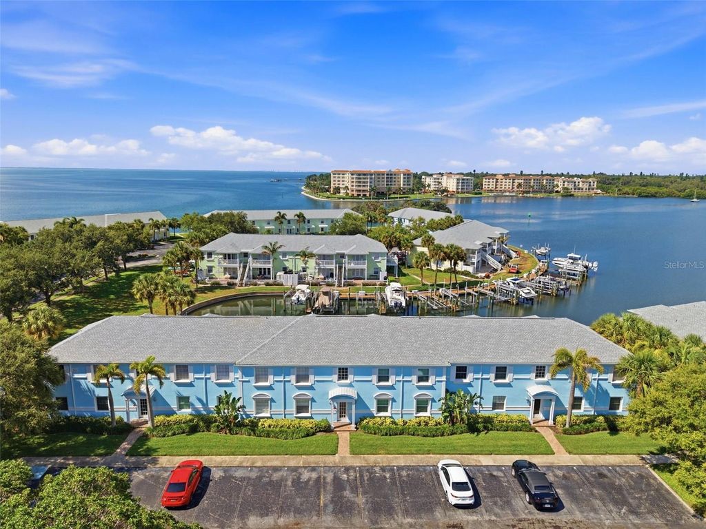 5191 SALMON DRIVE SE B, St Petersburg, FL 33705