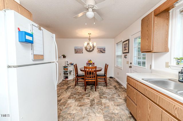 1605 Goldsboro Avenue, Sanford, NC 27330