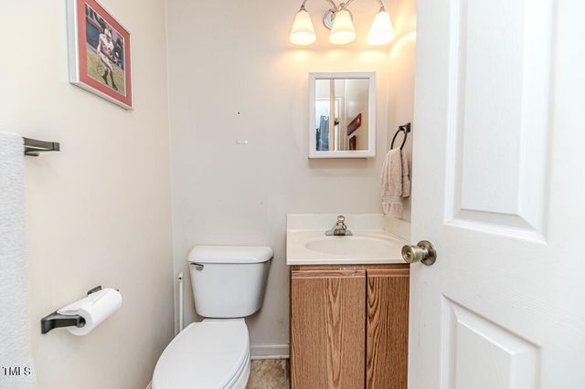 1605 Goldsboro Avenue, Sanford, NC 27330