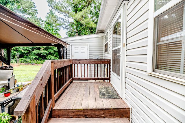 1605 Goldsboro Avenue, Sanford, NC 27330