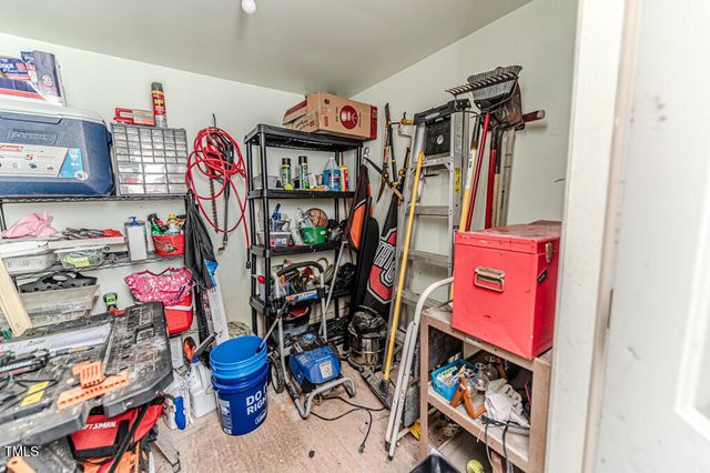 1605 Goldsboro Avenue, Sanford, NC 27330