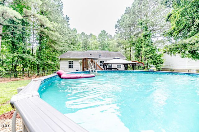 1605 Goldsboro Avenue, Sanford, NC 27330