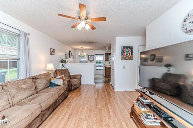 1605 Goldsboro Avenue, Sanford, NC 27330