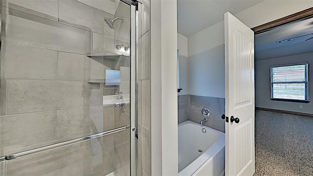 5521 Cheyenne Road, Warr Acres, OK 73132