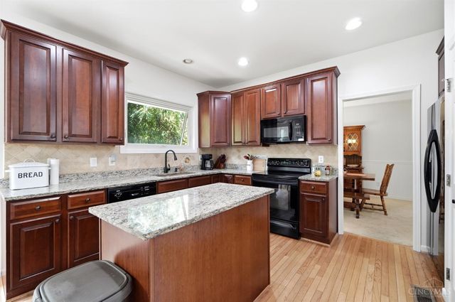 1030 Westchester Way, Union Twp, OH 45244