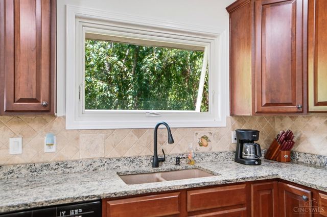 1030 Westchester Way, Union Twp, OH 45244