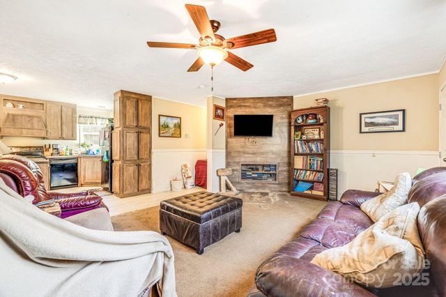 55 Harris Ridge Road, Candler, NC 28715