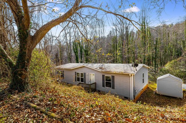 55 Harris Ridge Road, Candler, NC 28715