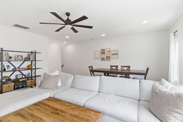 700 N DuPont Ave Apt 311, Madison, TN 37115