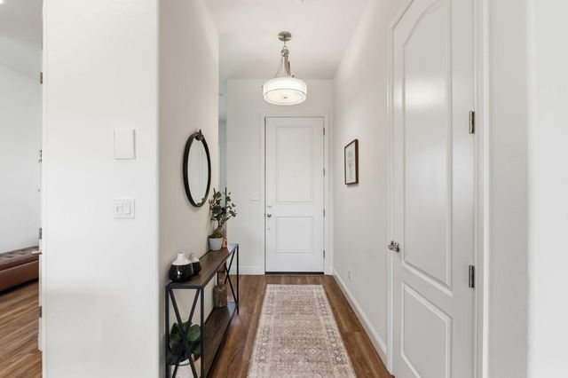 2100 Azalea Street, Kingsburg, CA 93631
