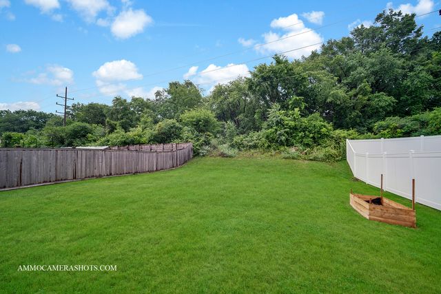 269 South Pointe Avenue, South Elgin, IL 60177