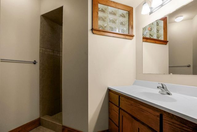 28655 W 223rd Street, Spring Hill, KS 66083