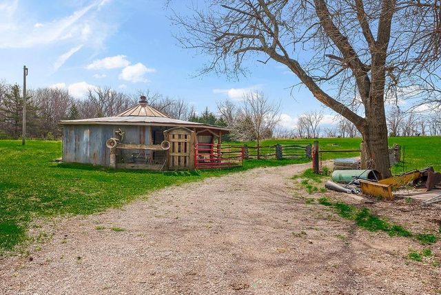 28655 W 223rd Street, Spring Hill, KS 66083