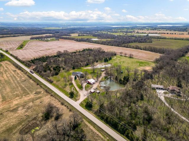 28655 W 223rd Street, Spring Hill, KS 66083