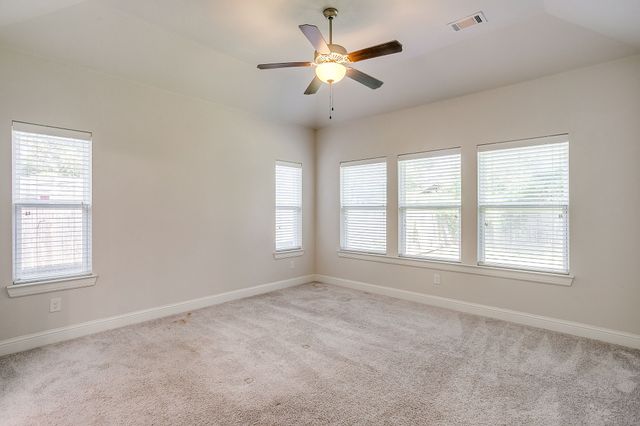 3320 Mission Street, Fort Worth, TX 76109